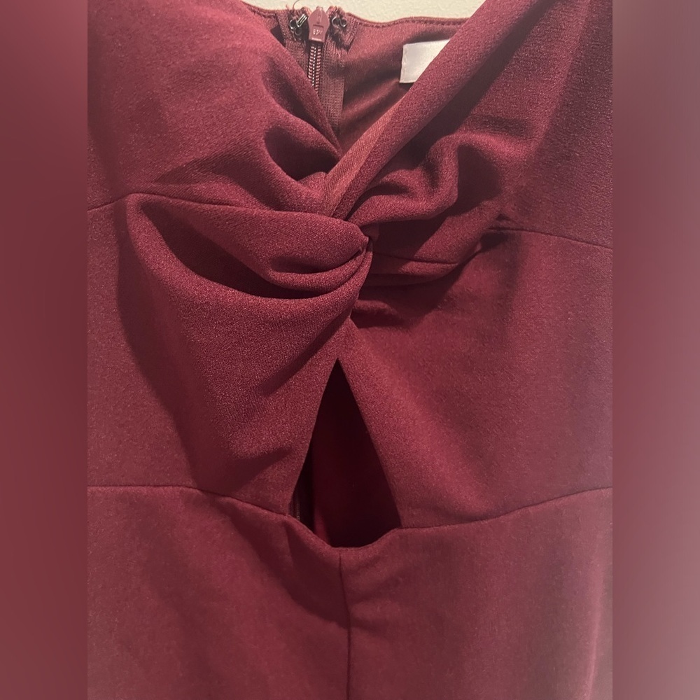 LUSH Geanna Burgundy Twist-Front Jumpsuit - Picture 9 of 11